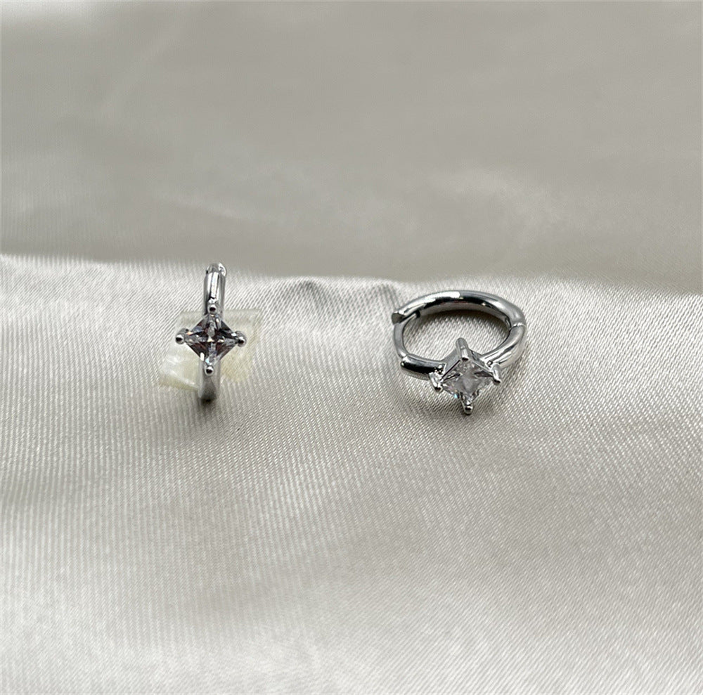 Athena Huggies in 18K Gold