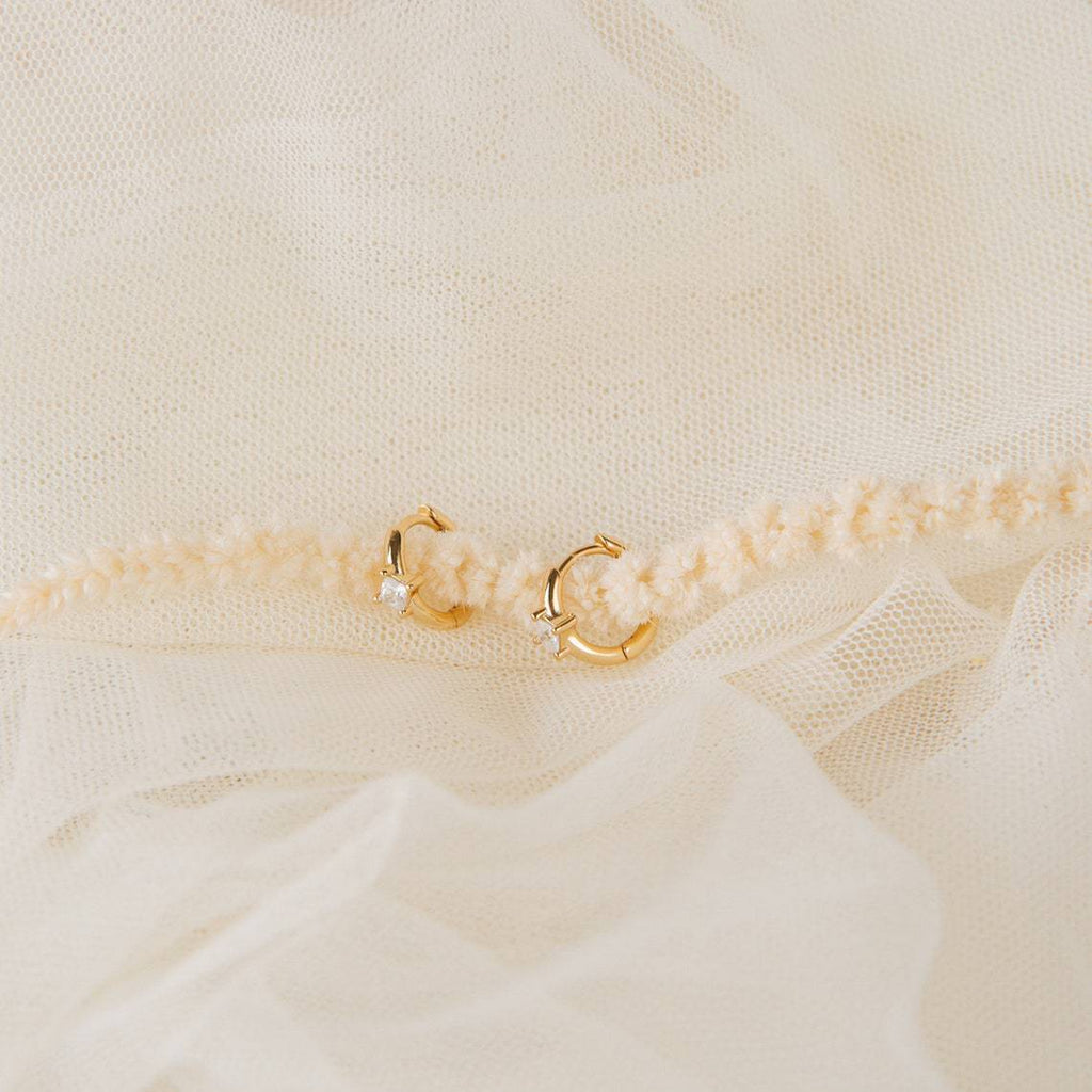 Athena Huggies in 18K Gold