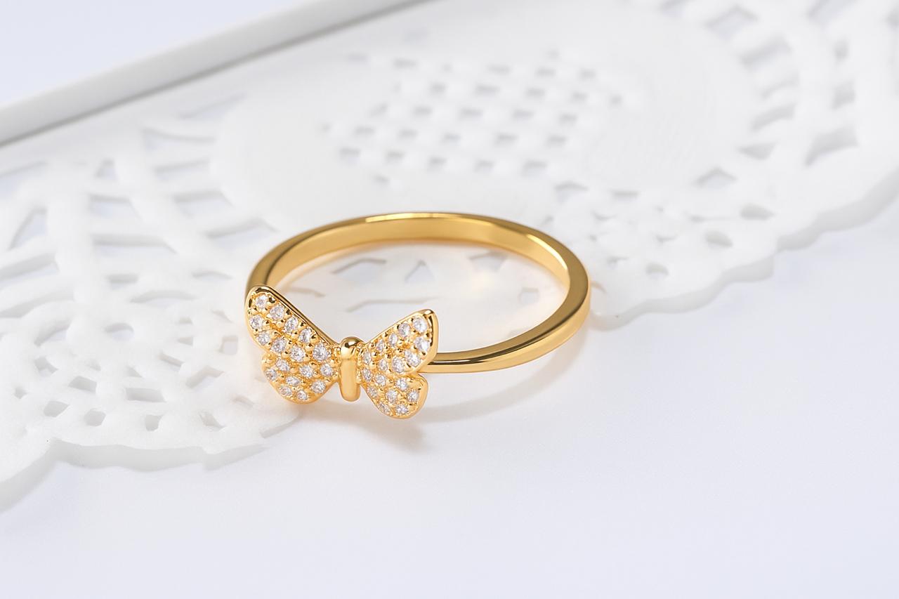 Butterfly zircon ring