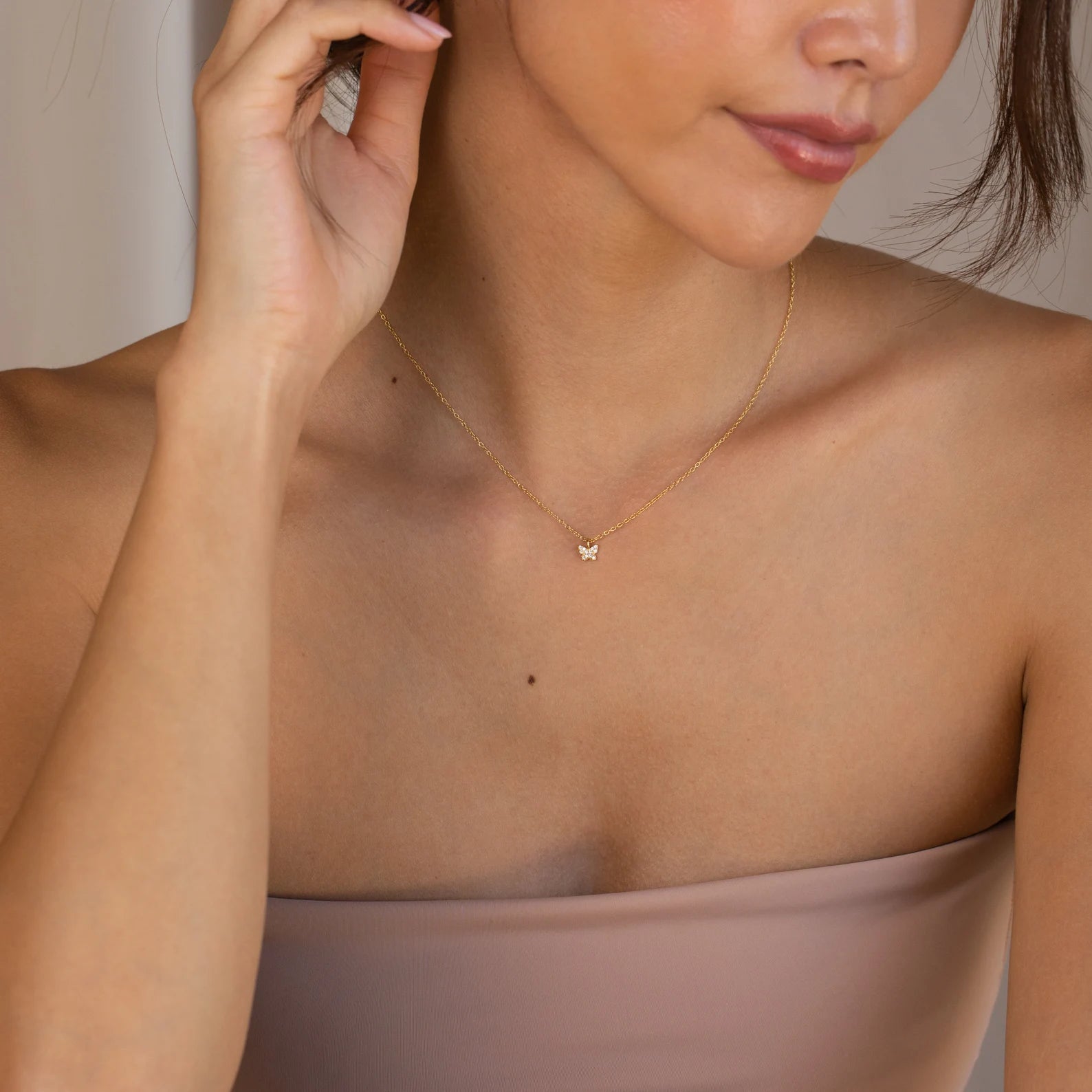 Butterfly Drop Necklace in 18K Gold