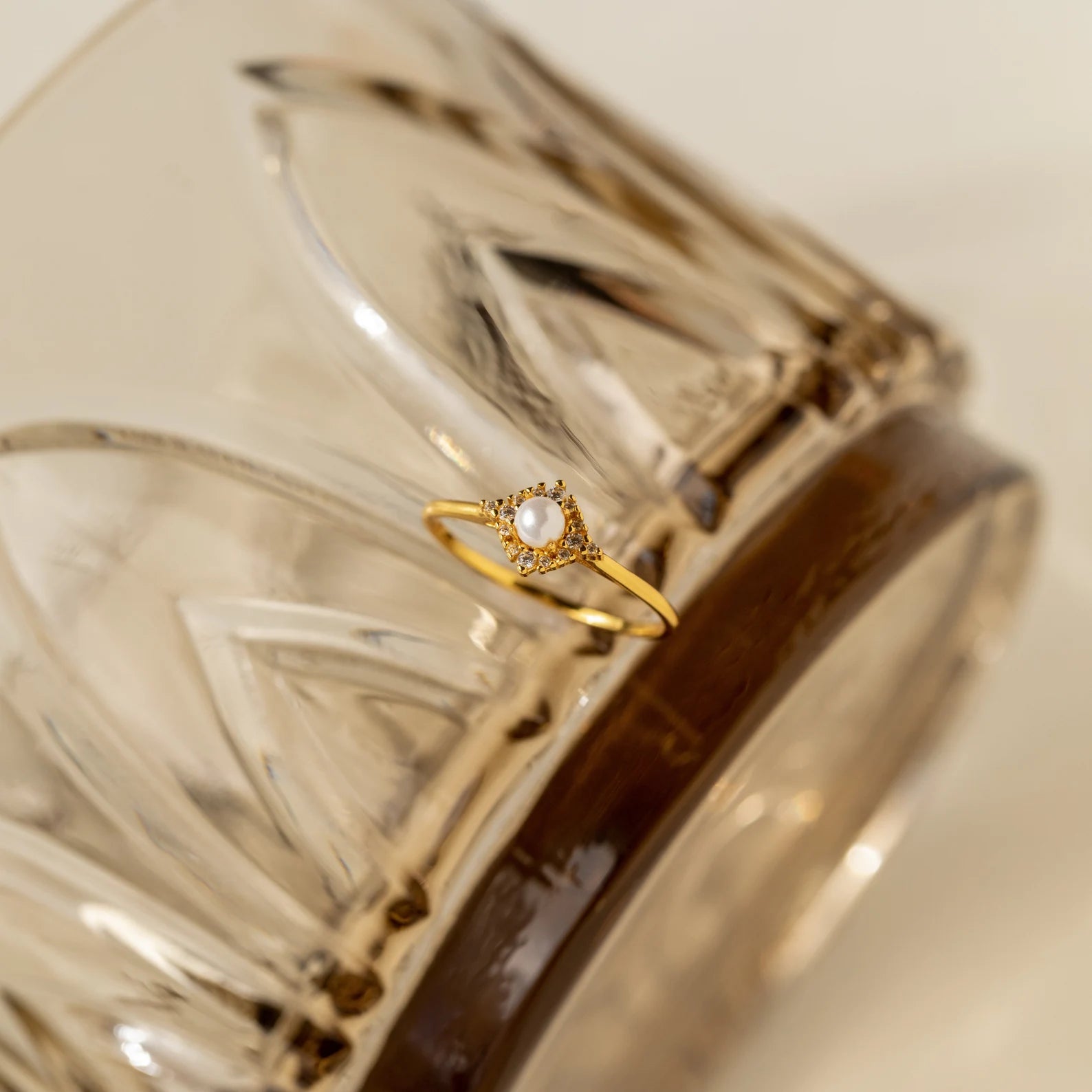 Vintage Pave Pearl Ring in 18K Gold