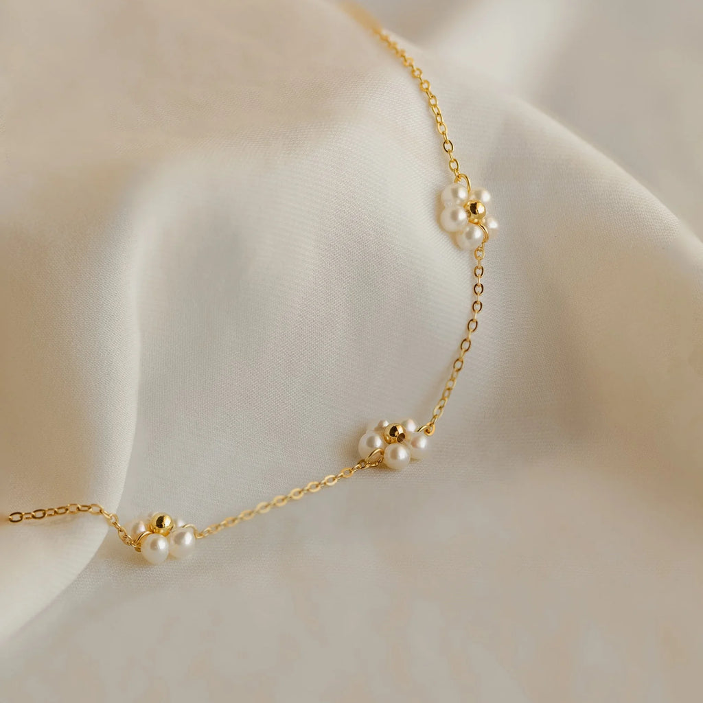 Flower Pearl Station Necklace in 18K Gold
