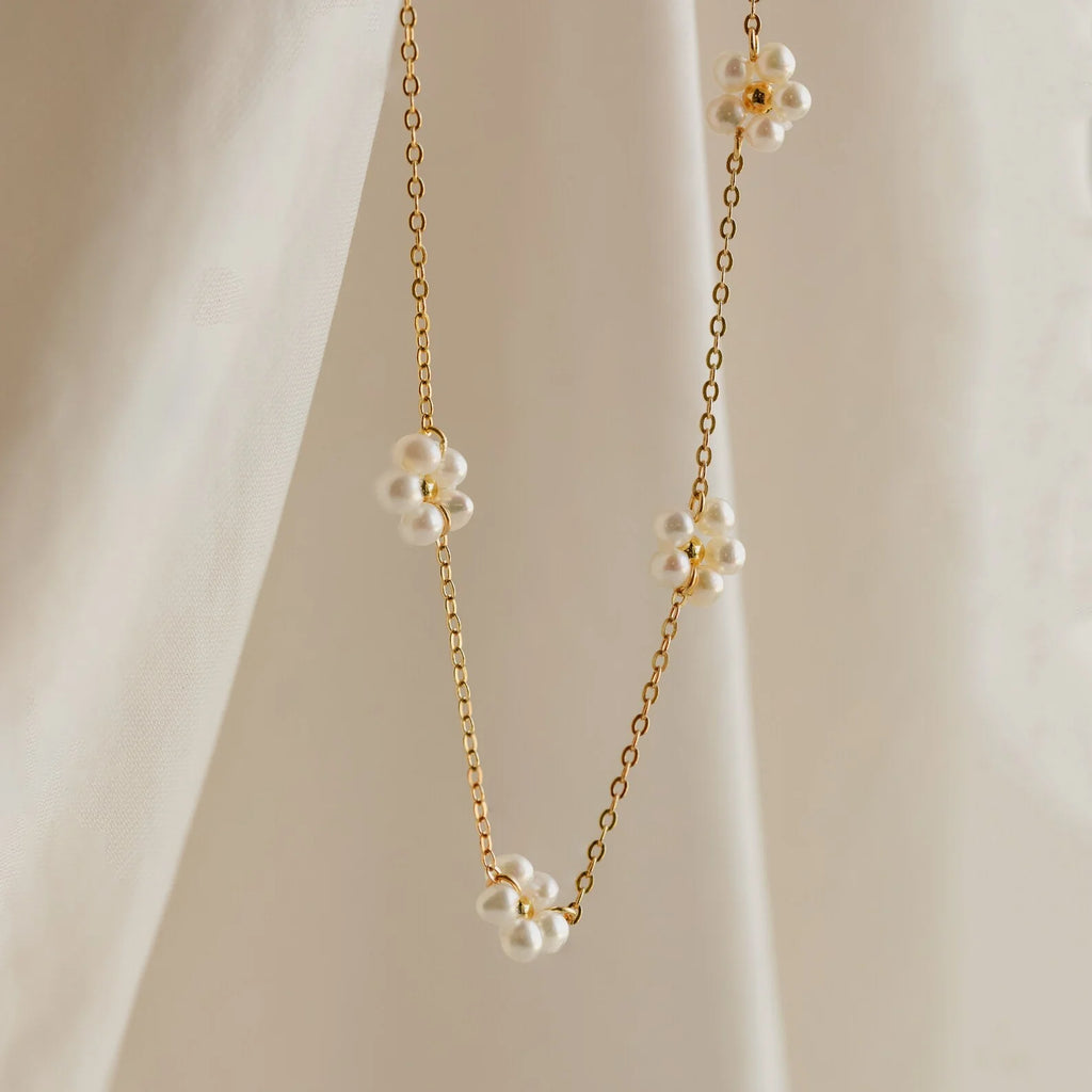Flower Pearl Station Necklace in 18K Gold