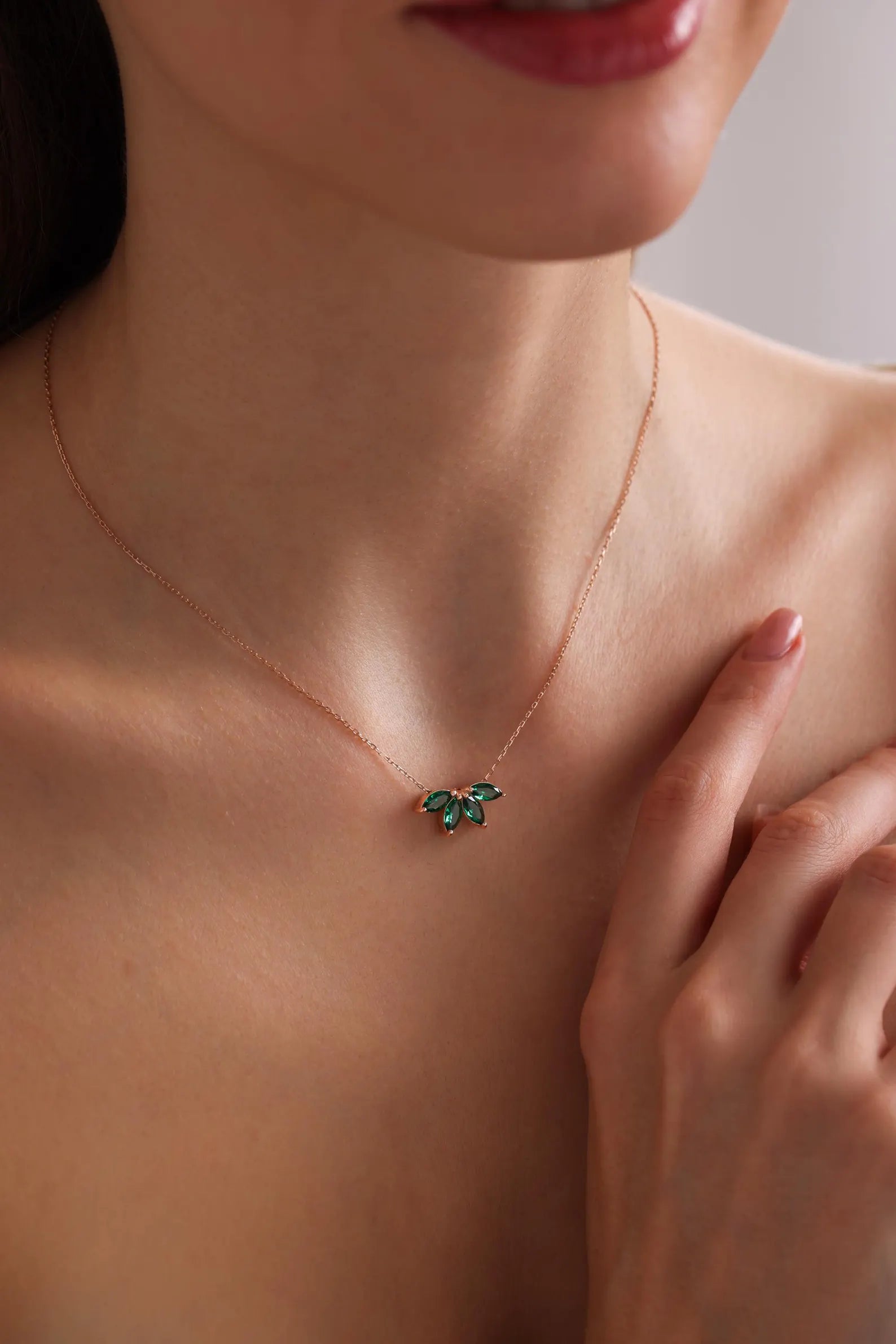 Horizontal Pod Birthstone Necklace